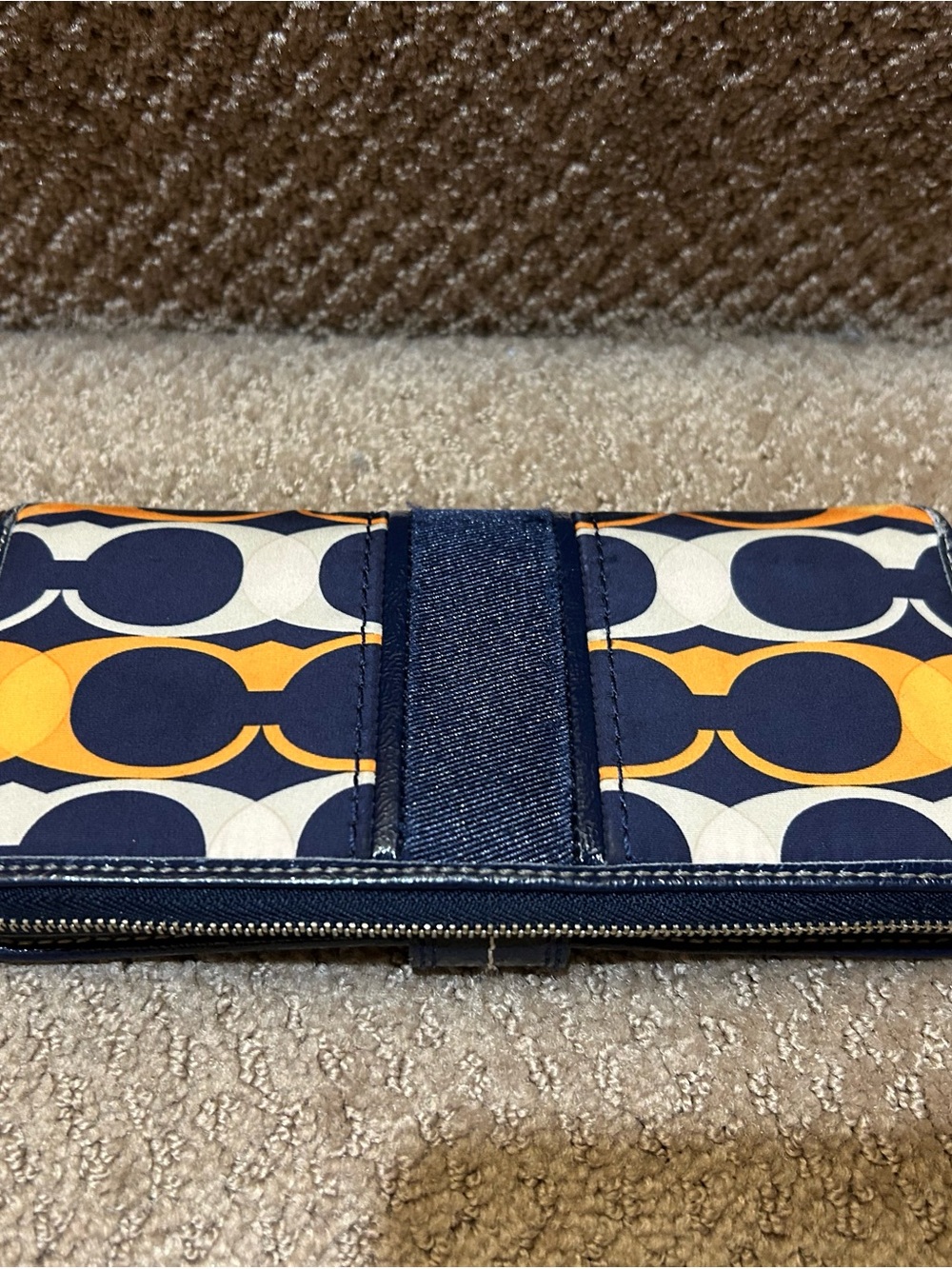 Coach Navy Orange White C Signature Zip Wallet. Like New. License window coin - Picture 3 of 8